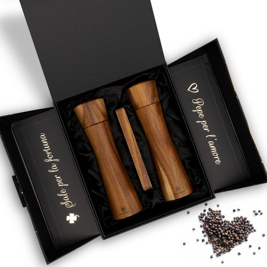 BUTLERBELL® Salz und Pfeffermühle Holz inkl. Untersetzer in luxuriöser Geschenkbox ideal als Hochzeitsgeschenk | Geschenke zur Hochzeit | Hochzeitsgeschenke für Brautpaar (Italienisch)